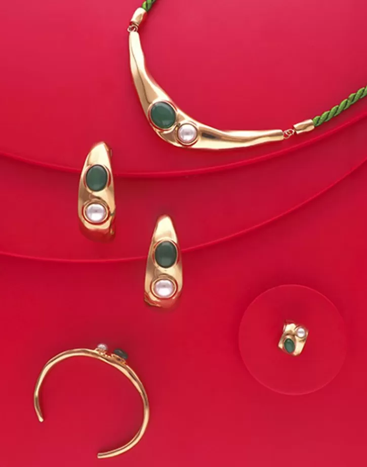 Discount Majorica Gold Feme Big Hoop Earrings With Pearls And Green Agates